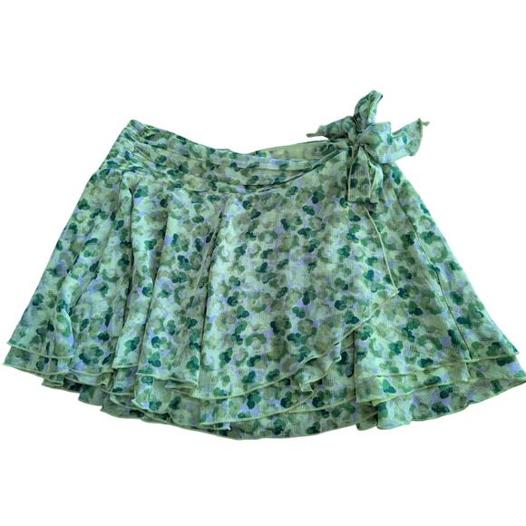 aerie Dresses & Skirts - Women's juniors Size XL Aerie Chiffon Wrap Green Floral tie Short mini Skirt EUC
